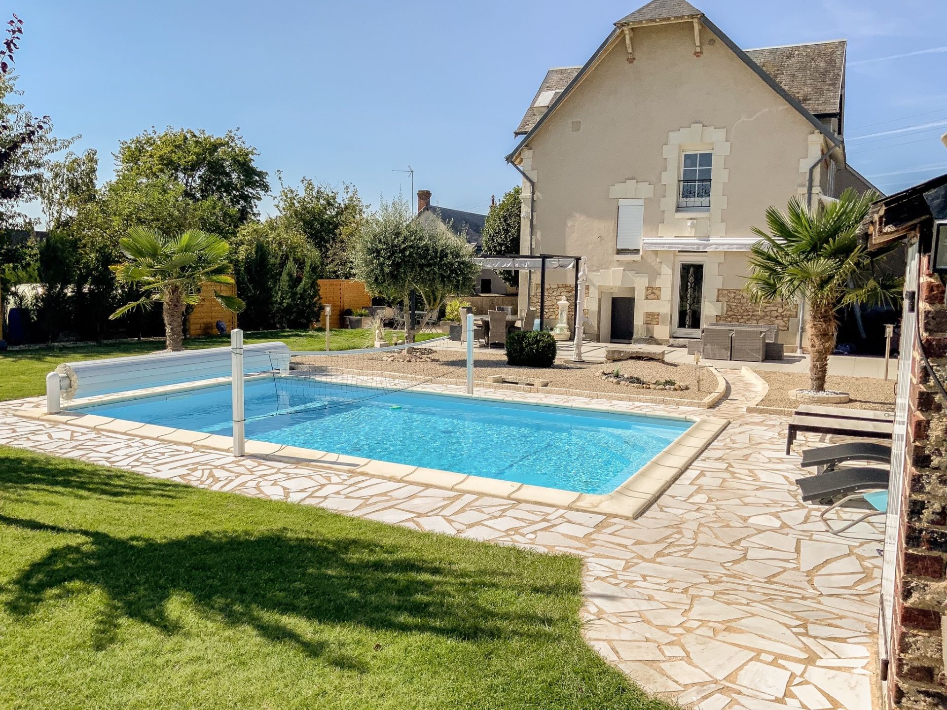 mansion 7 rooms for sale on ST OUEN (41100)